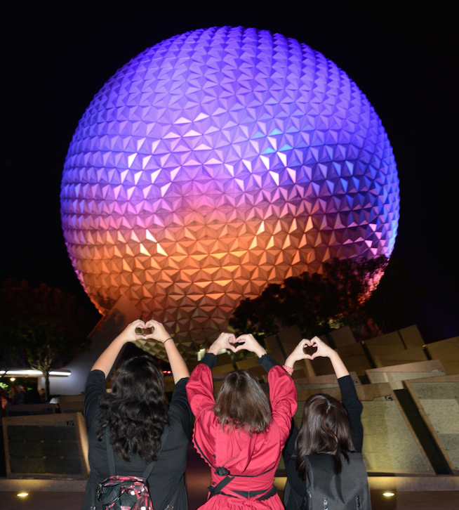 Disney Jean w/ Friends Epcot