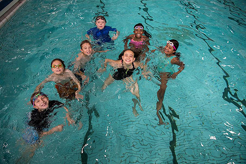 kids in swimming pool