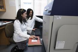 NDMU Students Conduct Research in Bunting Hall Lab