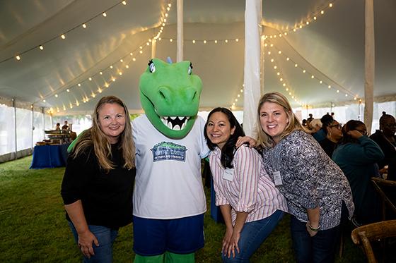 alums and Gabby the Gator