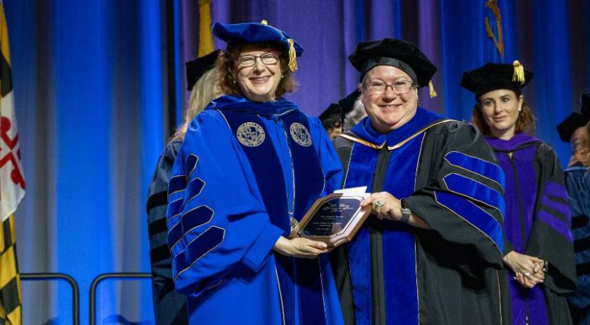 Angela Snyder receives Mullan Award at Commencement