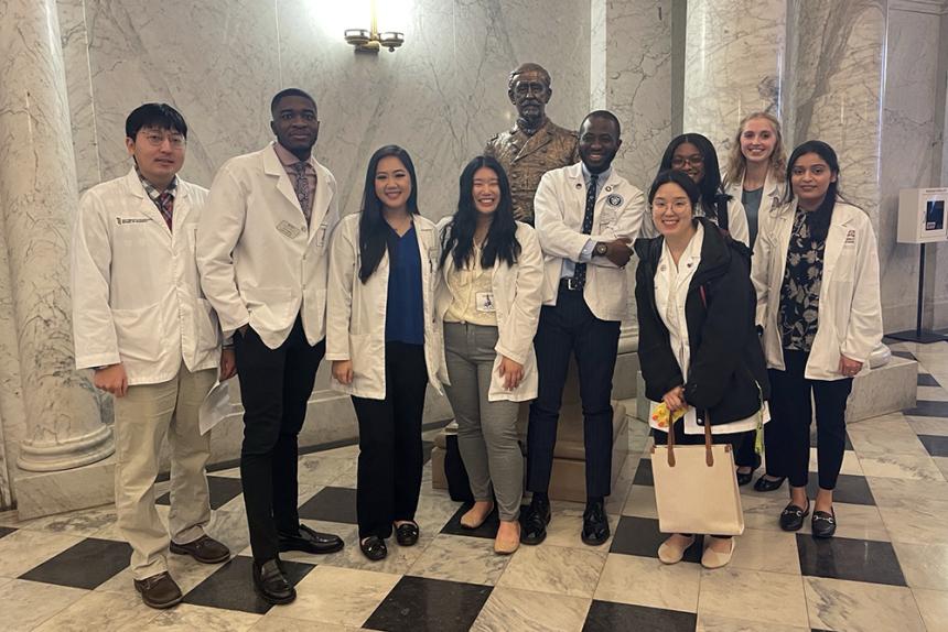 School of Pharmacy students in Annapolis