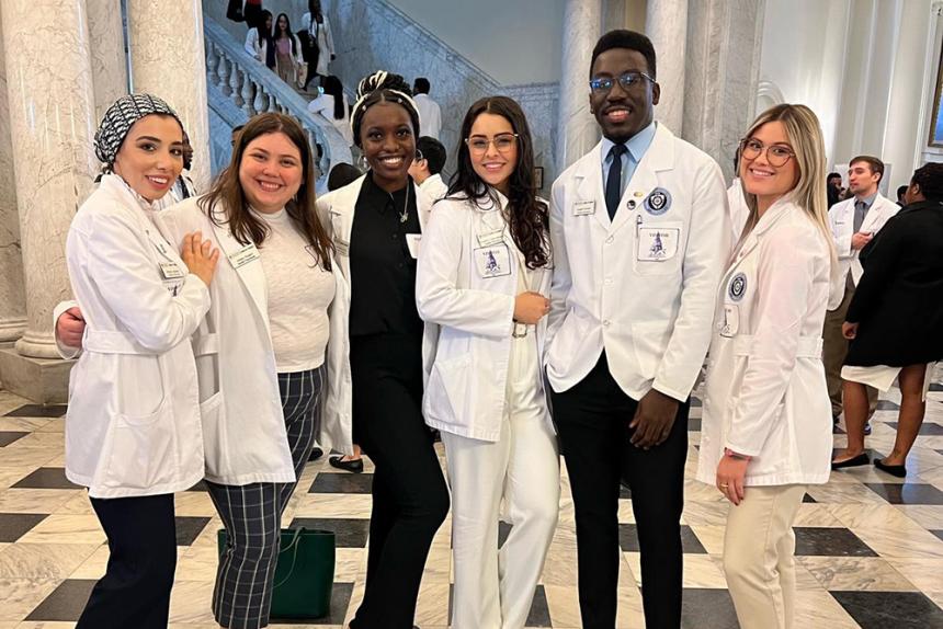 School of Pharmacy students in Annapolis