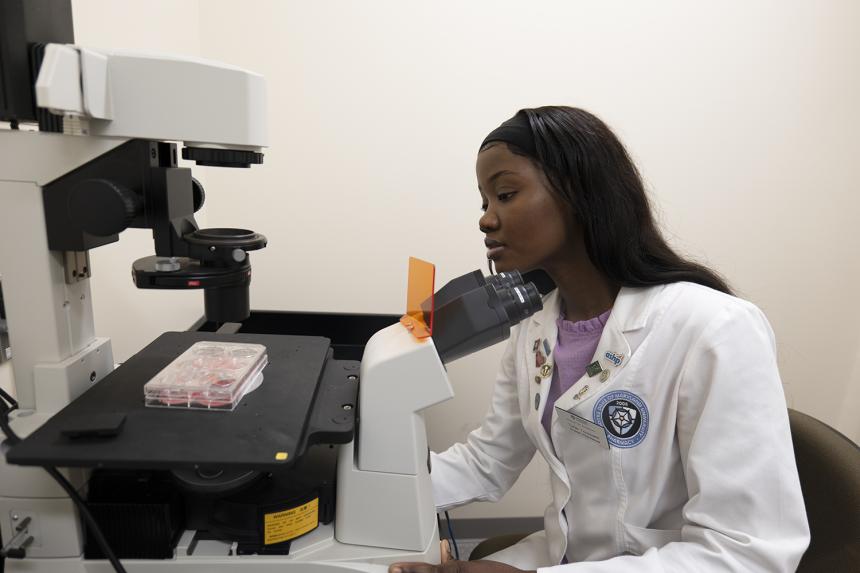 NDMU Students Conduct Research in Bunting Hall Lab